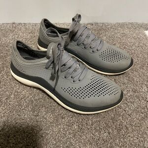 Crocs LiteRide gray casual shoe size W9